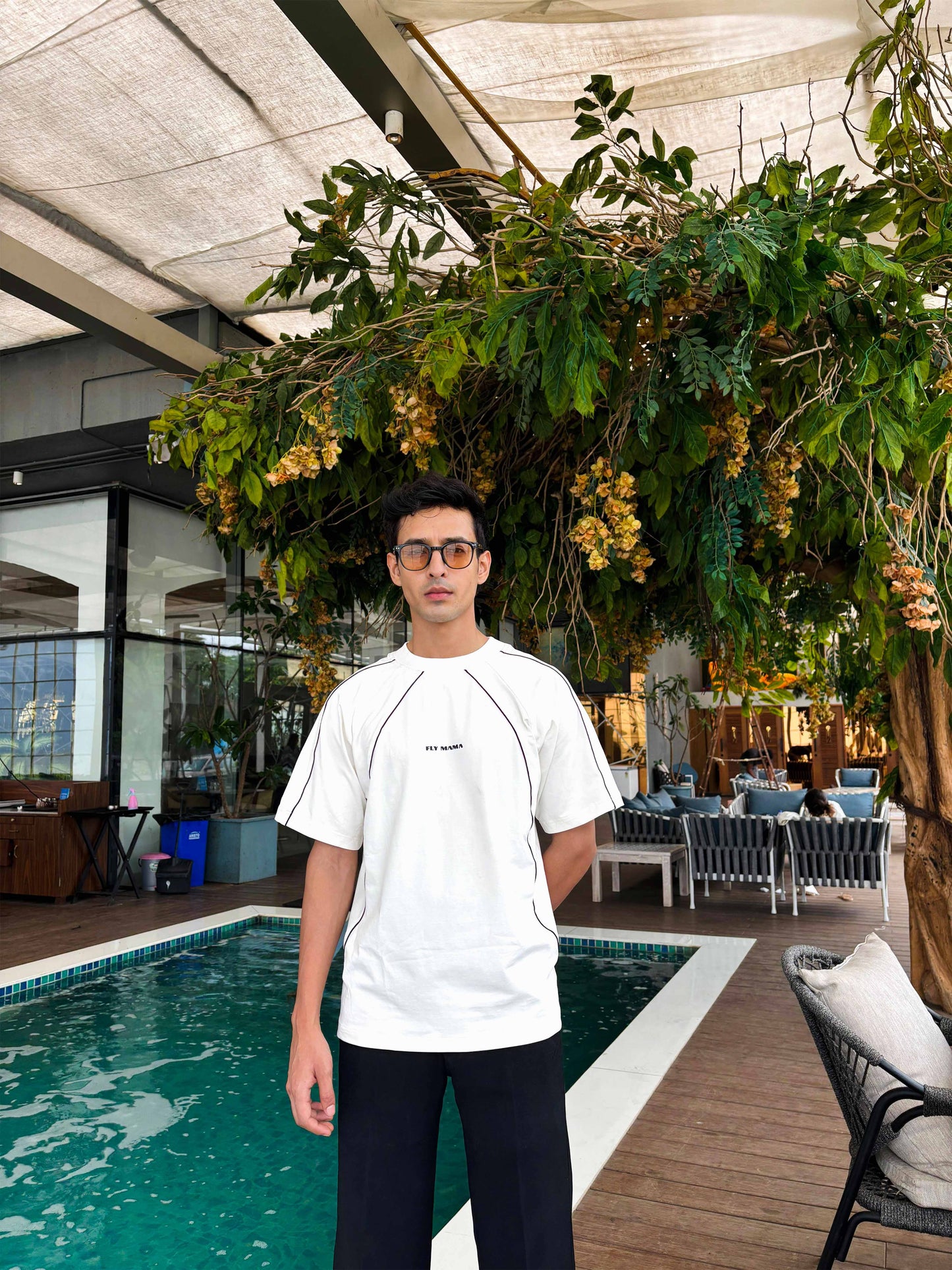 Mistline / Signature Piping T-shirt