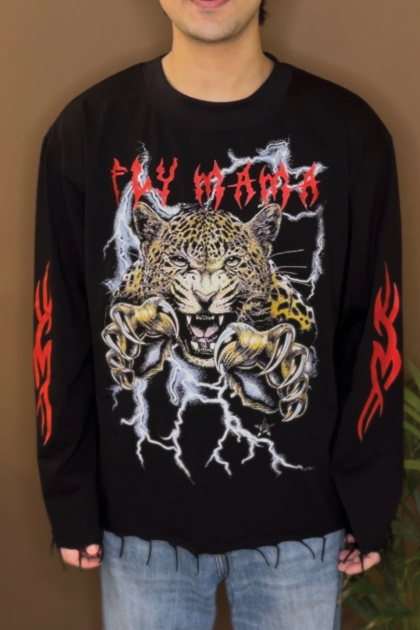 THUNDERBORN SWEATSHIRT