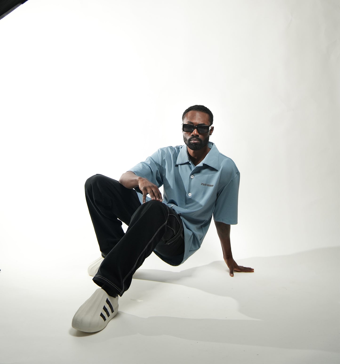 CLASSIC BLUE SHIRT
